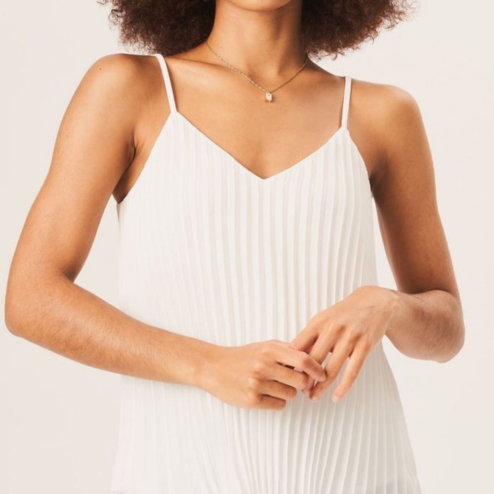 Venus White Pleated Braided Spaghetti Strap Blouse Size M